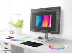 Der BenQ PD2770U verspricht eine hohe Farbtreue durch ein ausklappbares Colorimeter.