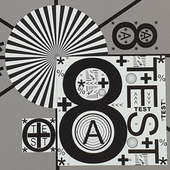 Testchart-Mitte: Hauptoptik (f/2.4)