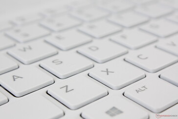 Der Tastenhub ist tiefer und mit stärkerem Feedback als bei der Razer-Blade-Serie