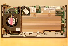 Oberseite und Aluminiumabdeckung entfernt