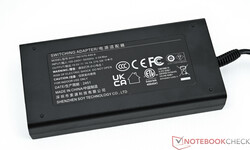 Netzteil (19 V; 14,7 A)