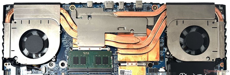 Der G5 KE verfügt über ein Dual-Lüfter-Quad-Heatpipe-Kühlsystem