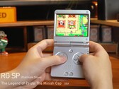 Der Anbernic RG SP spielt dank Emulator auch Game Boy Advance Spiele ab