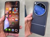 Scheint echt schon in einem Handy-Laden in China ausgestellt zu sein: Das Oppo Find X9 Ultra Kamera-Flaggschiff.