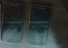 Das Pixel 2 von Google wird von HTC gebaut und bleibt dem klassischen Smartphone-Design treu.