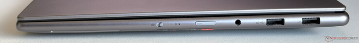 Rechts: Webcam eShutter, power button, 3,5 mm Stereo, 2x USB-A 3.2 Gen.2 (10 Gbps, 1x Always-on)