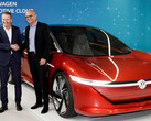 Dr. Herbert Diess, CEO der Volkswagen AG und Satya Nadella, CEO von Microsoft (von links).