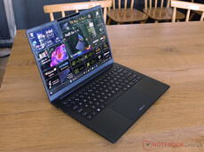 Acer Swift Go 14 AI (Bildquelle Notebookcheck/Marc Herter)