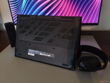 Medion Erazer Deputy 15 P1