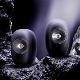 Die KEF LS Luxe setzen auf einen 165 Millimeter Koaxial-Treiber.
