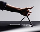 Der Microsoft Surface Laptop Studio 2 behält das innovative Design seines Vorgängers bei. (Bild: Microsoft)