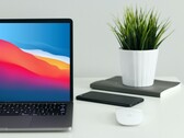 MacBooks werden bald iOS-Apps ausführen können, allerdings fehlen viele wichtige Anwendungen. (Bild: Kevin Bhagat, Unsplash)