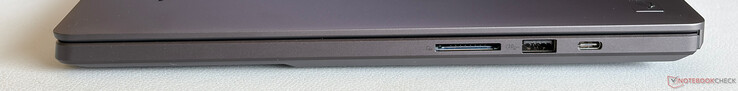 Rechts: SD-cardreader (UHS-II), USB-A 3.2 Gen. 2 (10 Gbit/s), USB-C 3.2 Gen. 2 (10 Gbit/s, DisplayPort, Power Delivery)