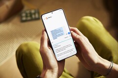 Das Samsung Galaxy S24 Ultra kann Nachrichten per AI umformulieren. (Bild: Samsung)