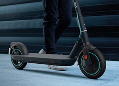Der erschwingliche Pax E-Scooter ist eine solide Wahl für Einsteiger oder Kurzstrecken-Fahrer (Bild: Odys)