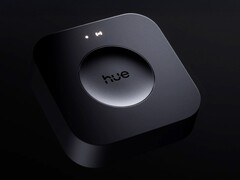 Die ersten Neuheiten von Philips Hue sind im Handel erhältlich, darunter die Hue Bridge Pro. (Bildquelle: Signify)