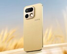 Das Realme 16 Pro setzt auf ein modernes Design, wahlweise in Gold oder in Dunkelblau.