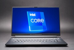 Das Alienware m15 R6 ist eines von über 80 Notebooks, die bald mit Tiger Lake-H erhältlich sein werden. (Bild: Dell / Intel, bearbeitet)