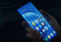 Das Mi Mix Alpha von Xiaomi zeigt sich und das beiliegende Zubehör im Unboxing-Video.