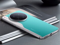 Das Camon 40 Premier 5G kommt mit mehreren Kameras (Bildquelle: Tecno)