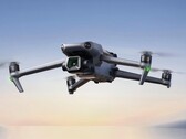 Die DJI Mavic 3 Classic bietet dieselbe 20 Megapixel Four-Thirds-Kamera wie die reguläre Mavic 3. (Bild: DJI)