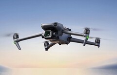 Die DJI Mavic 3 Classic bietet dieselbe 20 Megapixel Four-Thirds-Kamera wie die reguläre Mavic 3. (Bild: DJI)