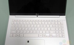 Das LG Gram 2019 könnte wieder den Versionen aus 2017 ähneln, hier ein mögliches Bild des 15 Zöllers.