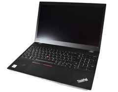 Das Lenovo ThinkPad T15 Gen 1 ist im Refurbished-Zustand derzeit günstig erhältlich (Bildquelle: Benjamin Herzig)