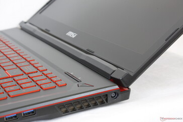 Maximaler Öffnungswinkel des Displays (~150°)