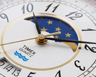 Die Neuauflage der Timex 1990 mit Mondphasen- und Kalenderzifferblatt