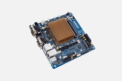 Der neueste Single-Board-Computer von Asus setzt auf einen modernen Intel Celeron N5105. (Bild: Asus)