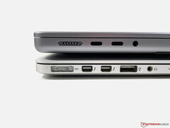 Der Kopfhöreranschluss des neuen MacBook Pro kann deutlich mehr als derselbe Stecker im Vorgängermodell.