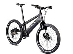 Das Storck Name:2 ist ein Carbon-E-Bike mit kleinen Rädern