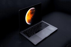 Apple kann das aktuelle MacBook Pro frühestens in fünf Wochen liefern. (Bild: Tomáš Stanislavský)