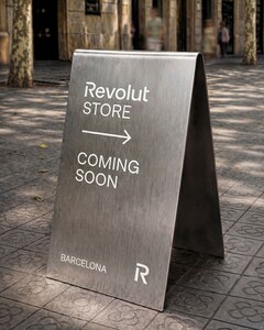 Revolut bekommt ein Ladengeschäft.