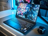 Test Lenovo Legion Pro 7 16 Laptop: Volle Gaming-Power dank RTX 4090
