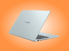 Das IdeaPad Vibe 15 in der silbernen Farbversion
