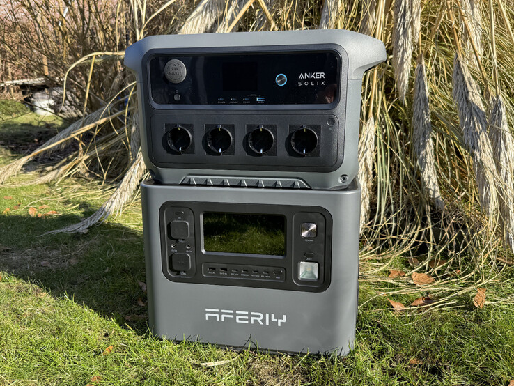 Die Anker Solix C2000 Gen 2 (oben) hat im Test einen etwas besseren Eindruck hinterlassen