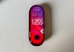 Die ersten Bilder des Mi Band 5 zeigen ein modernes Randlos-Design mit deutlich vergrößertem AMOLED-Display.
