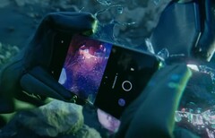 Das Oppo Find X3 Pro bietet sich auch auf einem fremden Planeten als Mikroskop an, um Gesteinsproben zu untersuchen. (Bild: Oppo Sci-Fi-Movie)