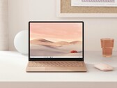 Der bisher kleinste, leichteste und günstigste Surface Laptop ist endlich offiziell, die Ausstattung ist aber etwas mager. (Bild: Microsoft)