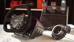 gamescom 2017 | Thrustmaster TS-XW Racer Sparco P310 Competition Mod
