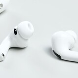 Die Apple AirPods Pro 3 lassen sich praktisch nicht reparieren. (Bildquelle: iFixit)