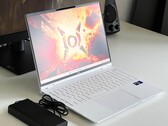 Das Honor MagicBook Pro 14 ist eine schicke Windows-Alternative zum teuren MacBook Pro 14 (Bildquelle: Notebookcheck)
