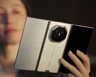 Das Huawei Mate XT2 wird es neben der Hauptfarbe Violett auch in den Farben Gold/Weiß und Gold/Schwarz geben.