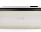 Xiaomi Mi 9 SE Smartphone überzeugt im Test durch seine kompakten Abmessungen. 