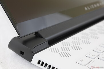 Gleiche weiße ABS-Kunststoff- und Metallmaterialien wie im m15 R2, m15 R3 und m17 R2