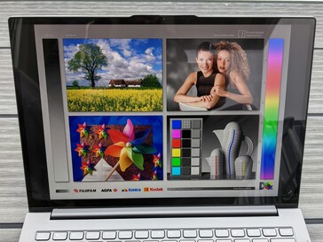 Lenovo ThinkBook Plus Gen2 im Außeneinsatz