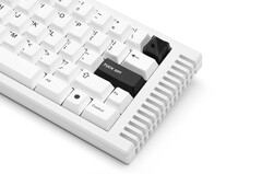 Die Escape-Taste in Pyramiden-Form soll jedes Entkommen unmöglich (oder zumindest schmerzhaft) machen. (Bild: dbrand)