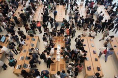 Der Apple Store in Suzhou, China, war beim Launch des iPhone Xs im September 2018 noch sehr viel besser besucht als heute. (Bild: Apple)